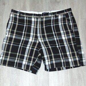 Chaps Mens Shorts Size 42 Black Plaid Flat Front Preppy